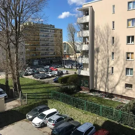 Mieszkanie W Centrum Gdyni Z Parkingiem Apartman *